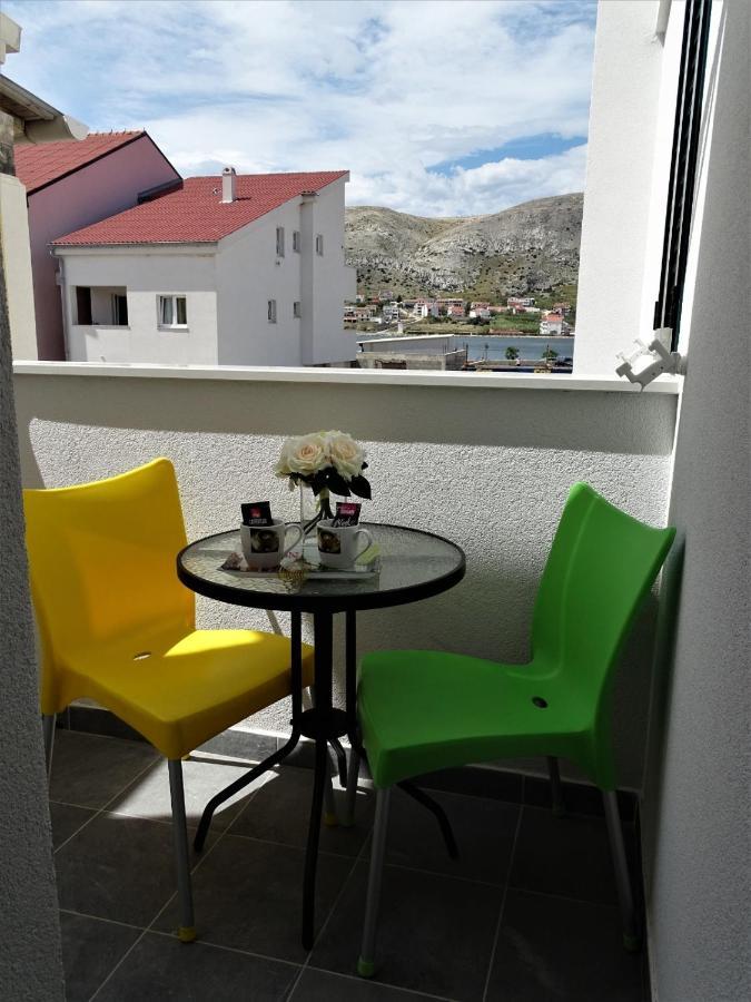 Apartments By The Sea Pag - 16100 พาก ภายนอก รูปภาพ